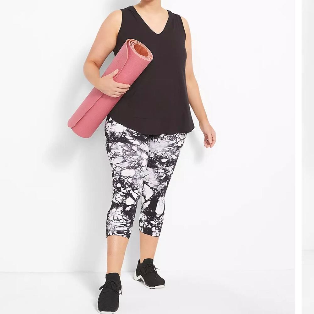 LIVI High Rise Seamless Crop Active Leggings Black White Tie-Dye Plus Size 18/20